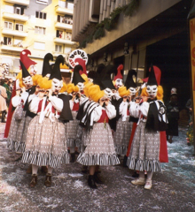 1992 Miir sueche Aaschluss